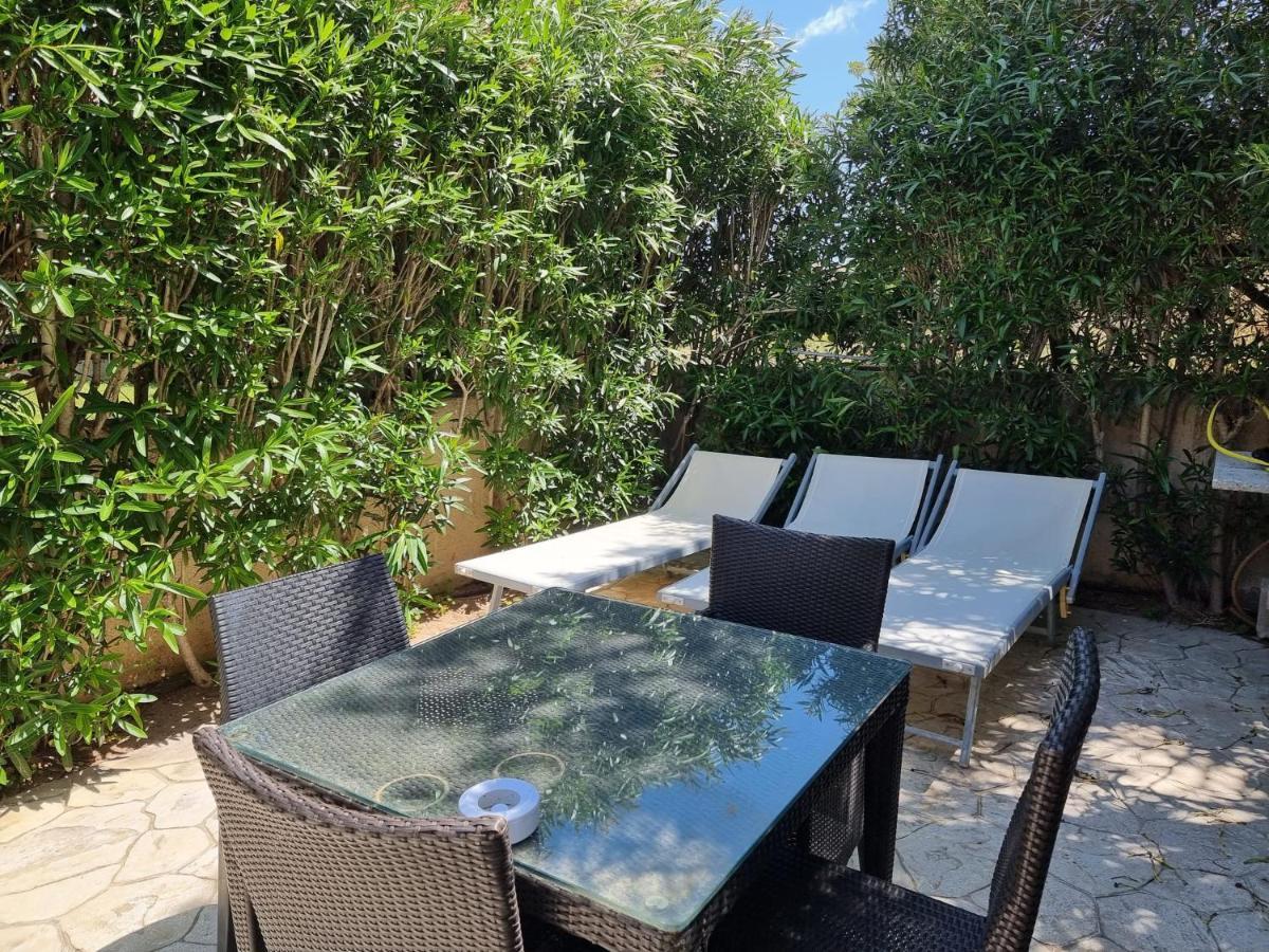Appartamenti con giardino ad Olbia Esterno foto